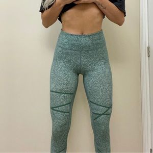 NWOT LILYBOD LEGGINGS